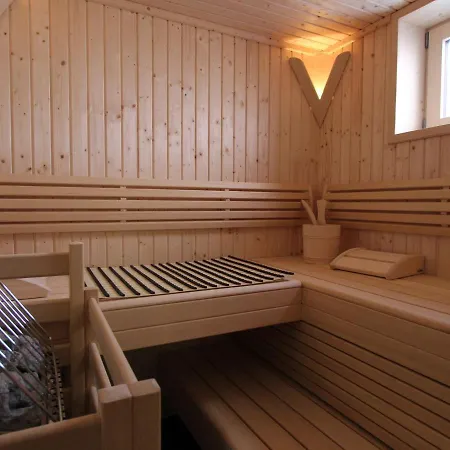 Modern Chalet In With Jacuzzi * Kaprun